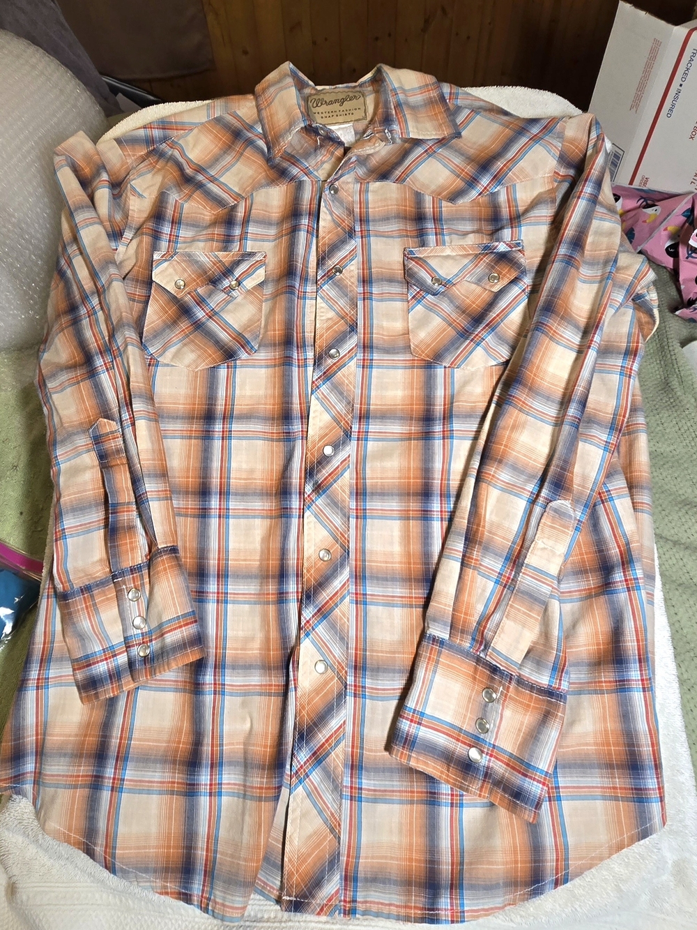 Wrangler Western Tan & Orange Plaid Pearl Snap Shirt M